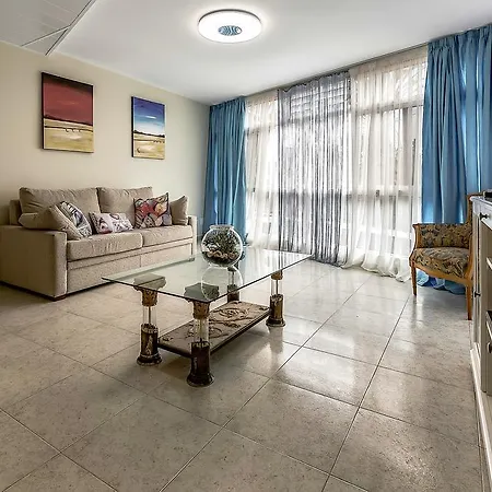 Los Cristianos 2 Bedrooms شقة لوس كريستيانوس